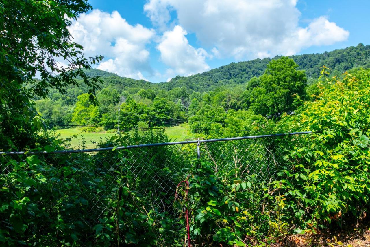Colorful Cove Villa Candler Ngoại thất bức ảnh